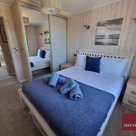 Milford On Sea - 4 Bedroom Lodge In Shorefield Country Park Exterior photo