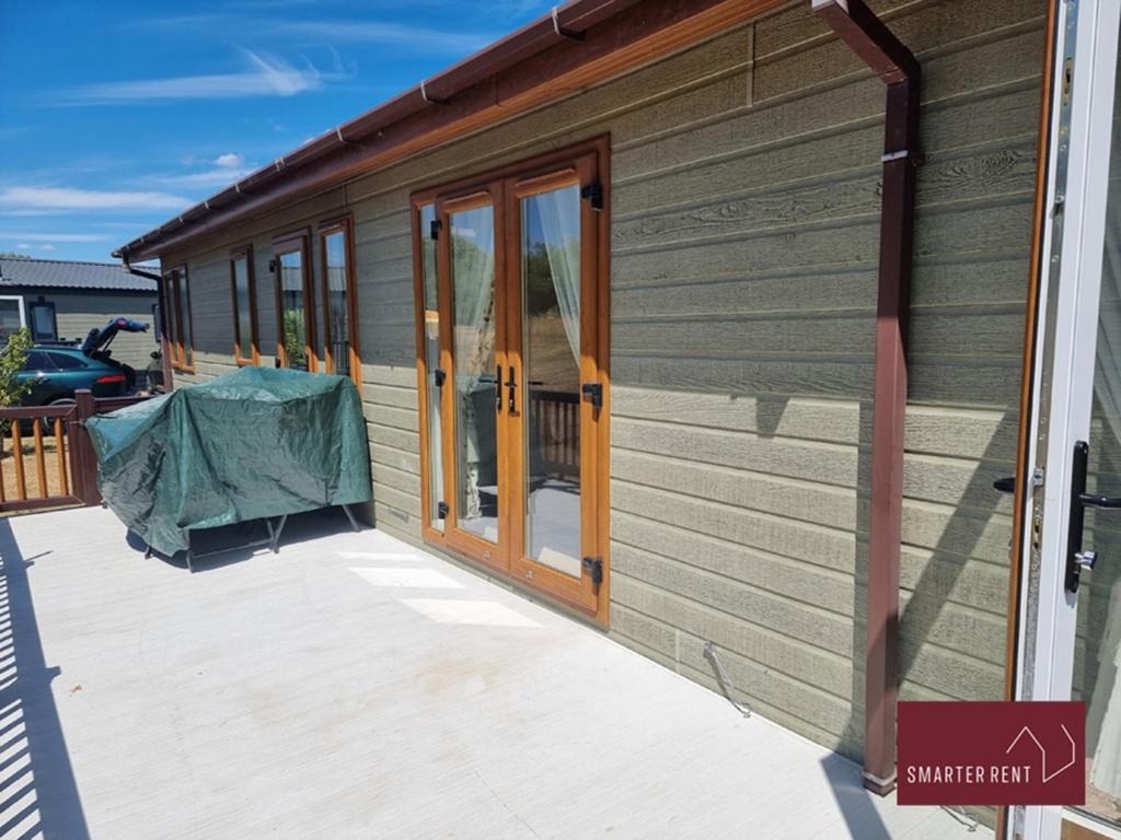 Milford On Sea - 4 Bedroom Lodge In Shorefield Country Park Exterior photo
